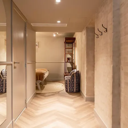 Malie House Hotel Utrecht Room photo