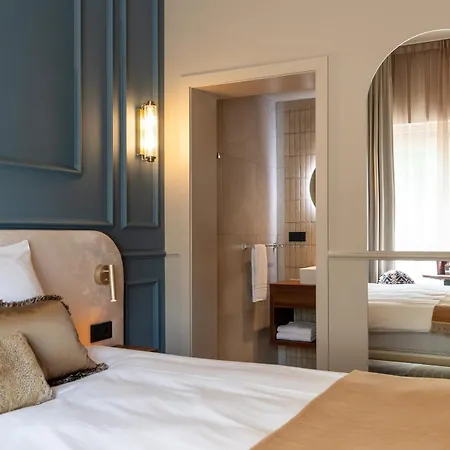 Malie House Hotel Utrecht Room photo